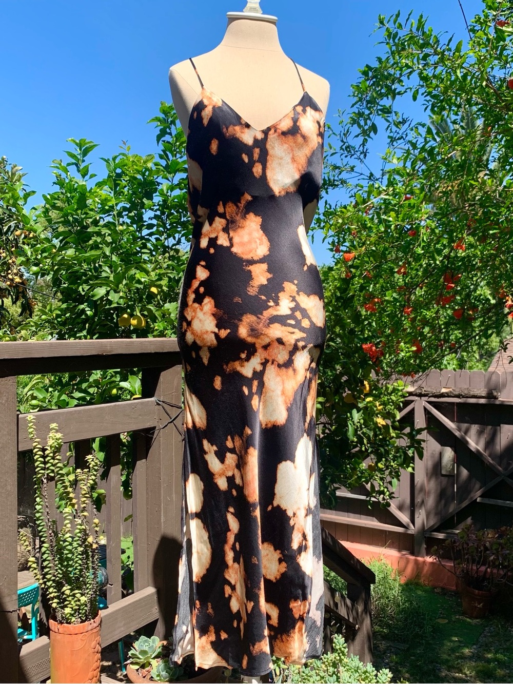 TOPSHOP Black Bleach Dye Cross Back Spaghetti Strap Satin Midi Dress size US 2